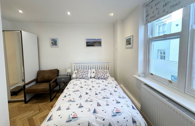 The Slipway Suite, Fowey Harbour & Parking 1 Min - Photo 1