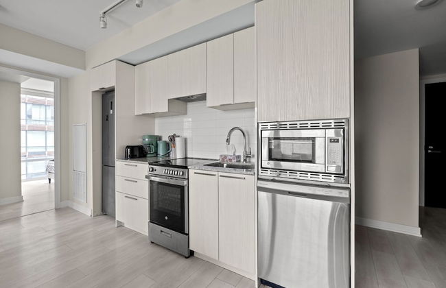 GLOBALSTAY Teahouse Condos in DT Toronto - Foto 29
