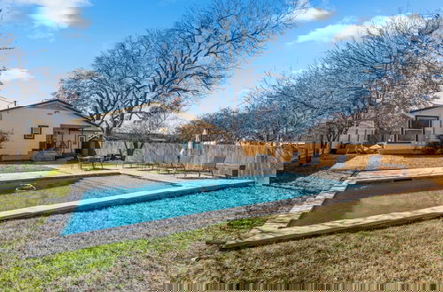 Foto 14 - Fun 3BR Retreat in Austin Huge Pool