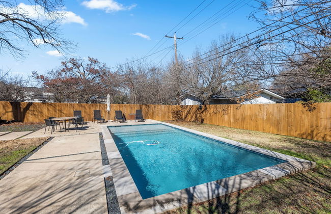 Fun 3BR Retreat in Austin Huge Pool - Foto 13