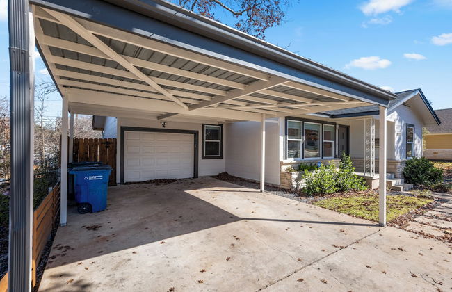 Fun 3BR Retreat in Austin Huge Pool - Foto 18