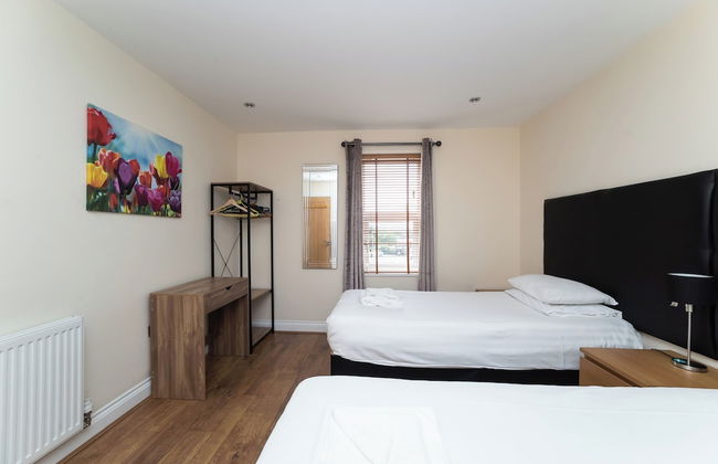 2 Bedroom Apartrment - Photo 3