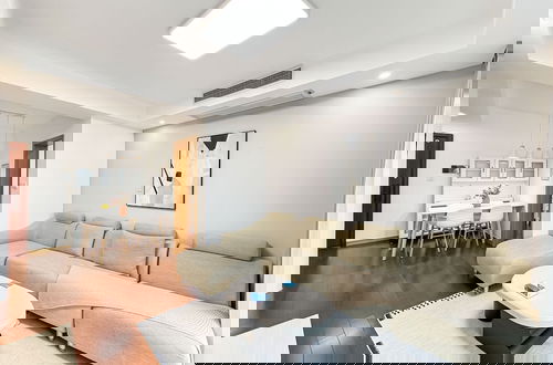 Foto 17 - Tyms 2BR Apt TianshanRD Near CESIS Line2