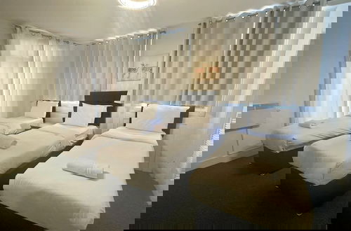 Foto 8 - Baker Street Apartments