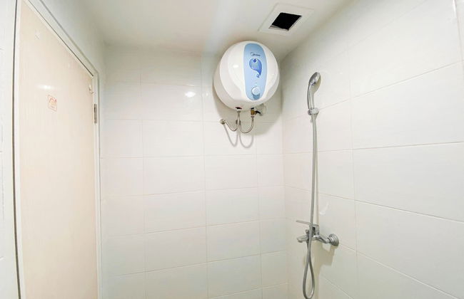 Best Price Studio Apartment Amartha View - Foto 14