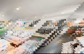Foto 1 - Not Affected by the Fire/spacious Retreat w/ Large Kitchen & Outdoor Patio