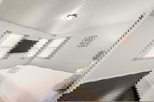 Foto 12 - Not Affected by the Fire/spacious Retreat w/ Large Kitchen & Outdoor Patio