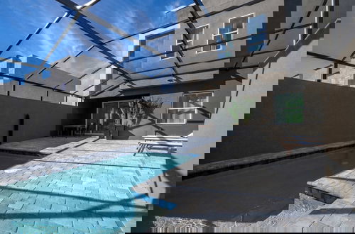 Foto 4 - 4BR Disney Getaway Themed Bedrooms Pool