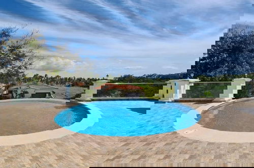 Photo 26 - The Golf-view Condo by Acomodo