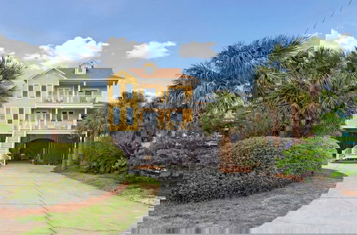 Photo 67 - Oceanfront w/ Pool, Panoramic Deck Views, 5bdr Folly Ocean Breeze by Avantstay