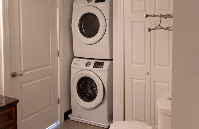 Sosuite 2BR Apt w W D Gym On-site Restaurant - Foto 38