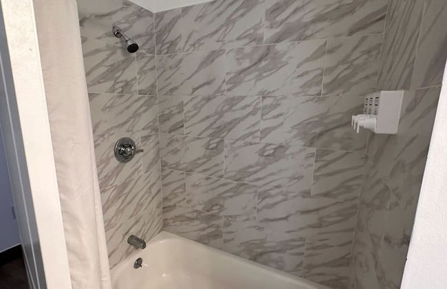 Sosuite 2BR Apt w W D Gym On-site Restaurant - Foto 20