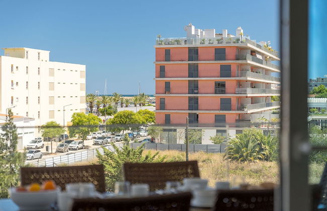 Lagos Marina View 2 With Pool by Homing - Photo 26