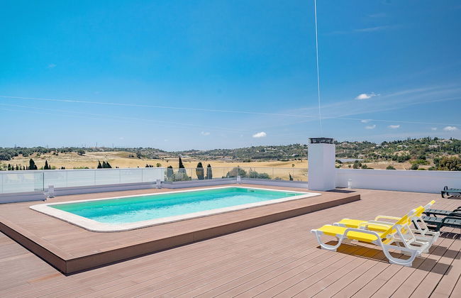 Lagos Modern 1 With Pool by Homing - Photo 19