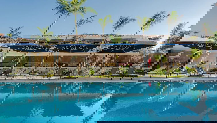 Foto 1 - 2 Br Steps Away From the Beach Heated Pool