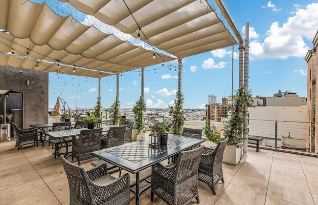 Stylish 2br/2ba At HWH by Oneluxstay - Foto 1
