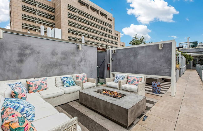 Stylish 2br/2ba At HWH by Oneluxstay - Foto 42