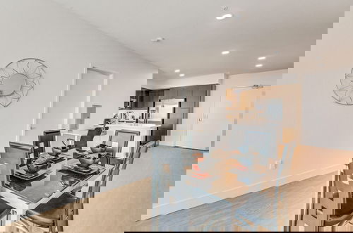 Foto 13 - Stylish 2BR Near Dodgers Stadium by Oneluxstay