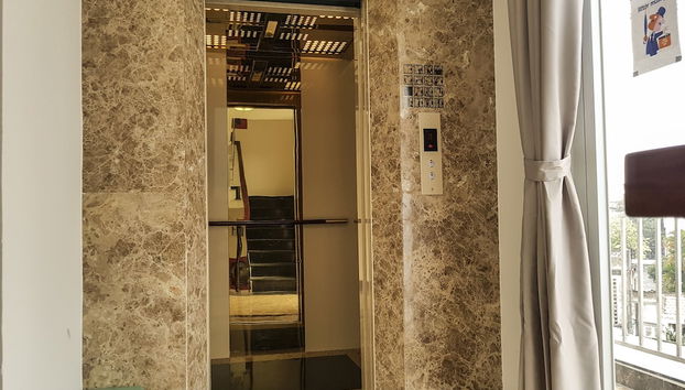Entrada (vista interior)