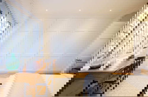 Foto 27 - The Charm of Chelsea - Modern 4bdr With Shared Courtyard