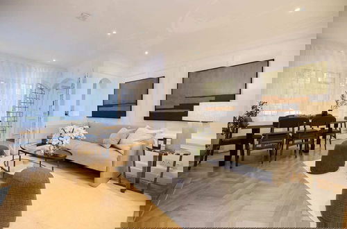 Foto 5 - The Charm of Chelsea - Modern 4bdr With Shared Courtyard
