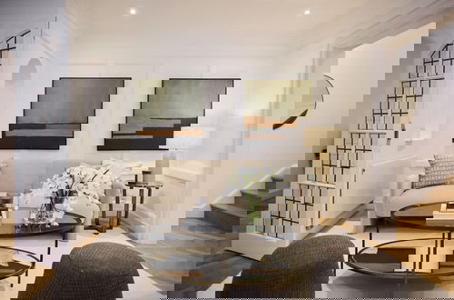 Foto 11 - The Charm of Chelsea - Modern 4bdr With Shared Courtyard