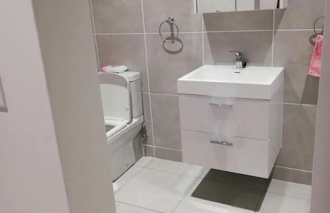 Remarkable 3-bed Apartment in Fourways, Sandton - Foto 8