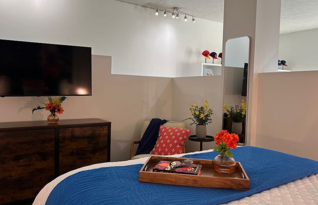 Downtown Cleveland: Steps To Sports & Events 2 Bedroom Condo by RedAwning - Foto 6