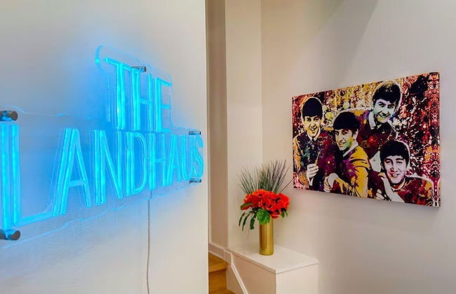 Downtown Cleveland: Steps To Sports & Events 2 Bedroom Condo by RedAwning - Foto 28