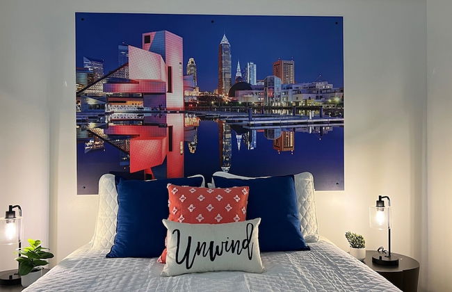 Downtown Cleveland: Steps To Sports & Events 2 Bedroom Condo by RedAwning - Foto 5