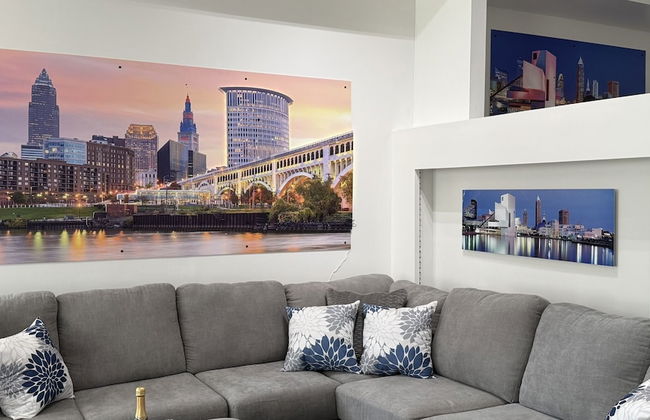 Downtown Cleveland: Steps To Sports & Events 2 Bedroom Condo by RedAwning - Foto 41