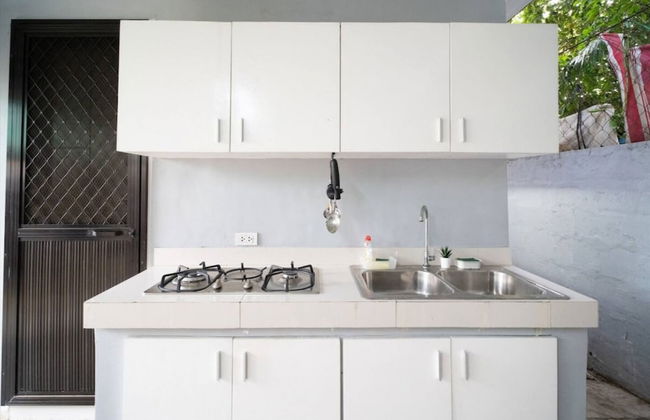 3bd Lux City Oasis LAS Pinas - Foto 24