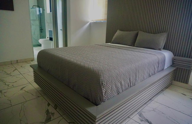 Level suites - Photo 17