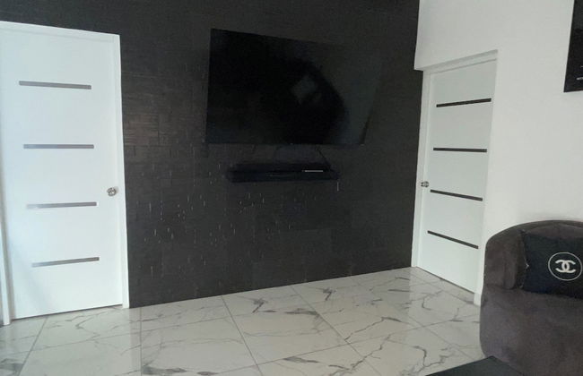 Level suites - Photo 35