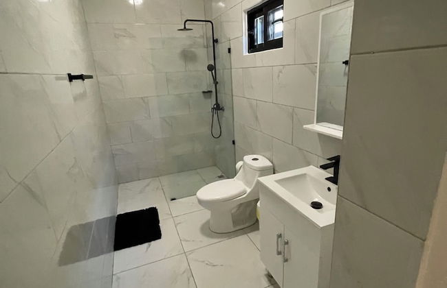 Level suites - Photo 42
