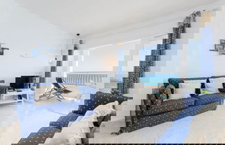 Foto 11 - Beautiful Apartment With View