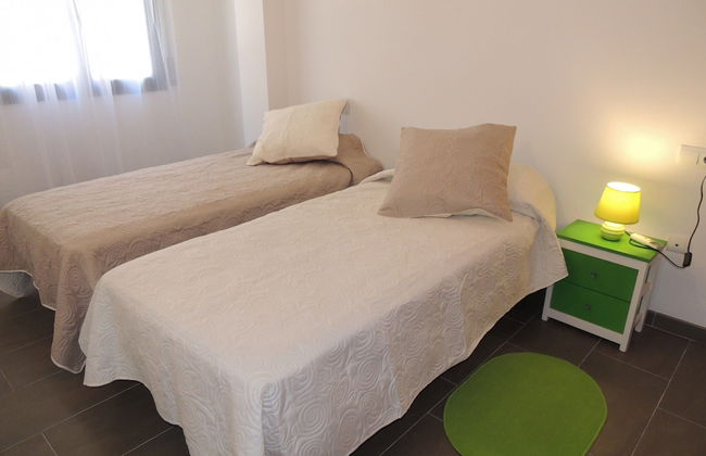 Apartment in Empuriabrava With Balcony - Photo 3