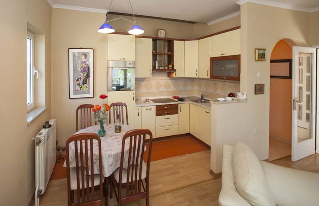 Apartment in Nature - Photo 5