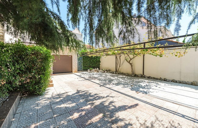 Villa Gigi With View - Photo 33