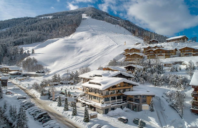 Apartamento de 1 quarto em Saalbach-Hinterglemm com terraço e sauna - Foto 1