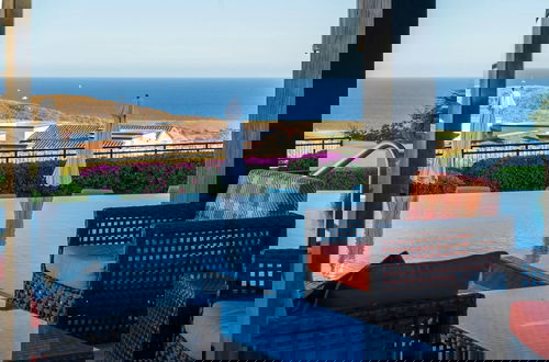 Photo 10 - 3BD Begati Ocean Views With Luxury Resort