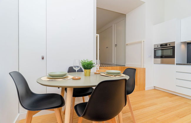 Prt003 · Charming Apartment Porto - Photo 16