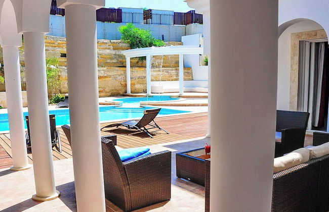 Mansion View - Photo 32