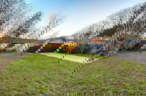 Foto 5 - Private Yard w BBQ Games Steps to South Congress Barton Creek Clarksburg