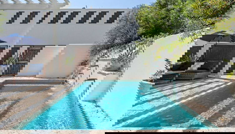 Foto 1 - Rosemary Bluegrass by Avantstay LUX Downtown Rosemary + Private Pool