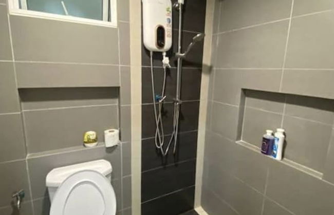 Champs Elysees Homestay by Landmark - Foto 10