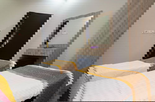 Photo 8 - Ahlen Suites