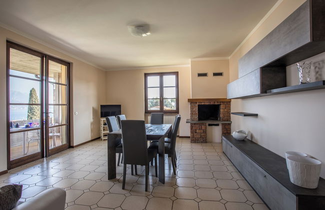 Spacious Villa Over two Floors, Amazing View and Private Garden for 9 Guests - Foto 13