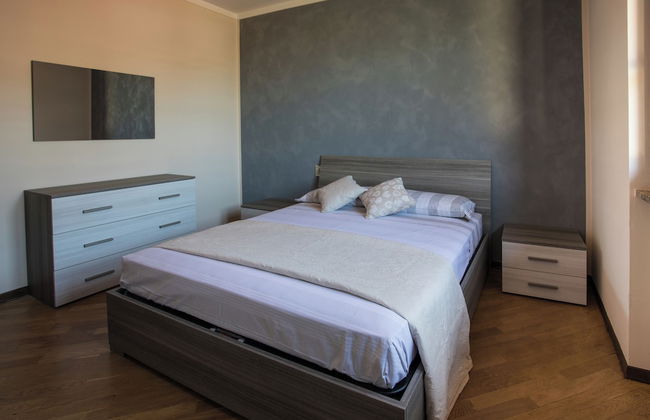 Spacious Villa Over two Floors, Amazing View and Private Garden for 9 Guests - Foto 6