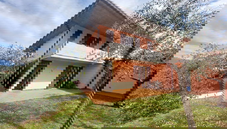 Foto 1 - Spacious Villa Over two Floors, Amazing View and Private Garden for 9 Guests